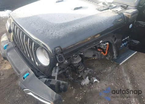 2023 Jeep Wrangler 4Xe Sahara 4X4 from USA, damaged, VIN 1C4JJXP66PW696147